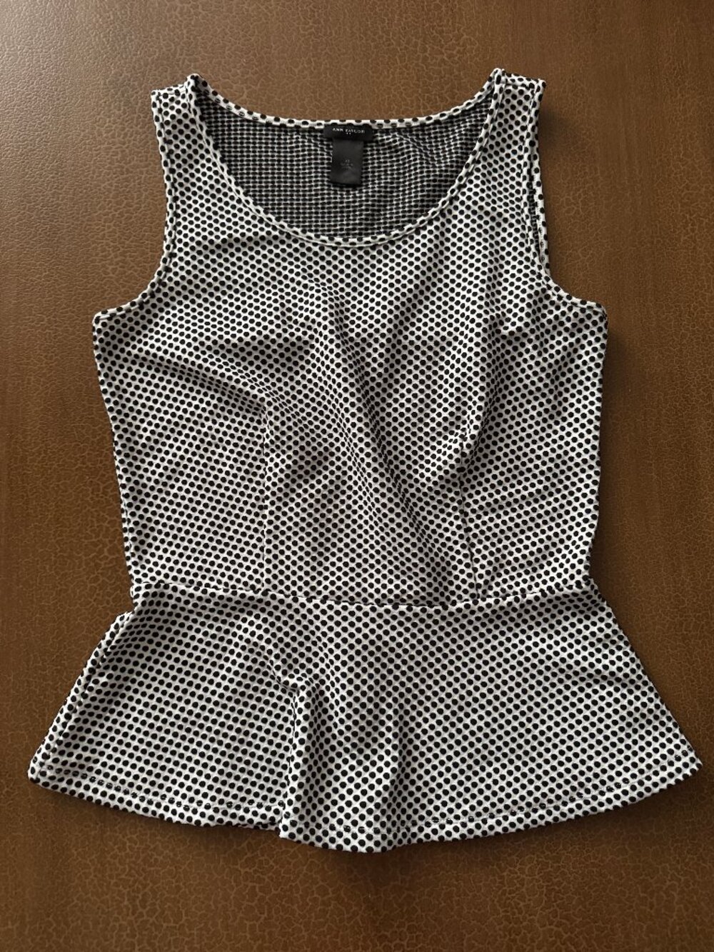 Ann Taylor Sleeveless Black & White Top - Size XS